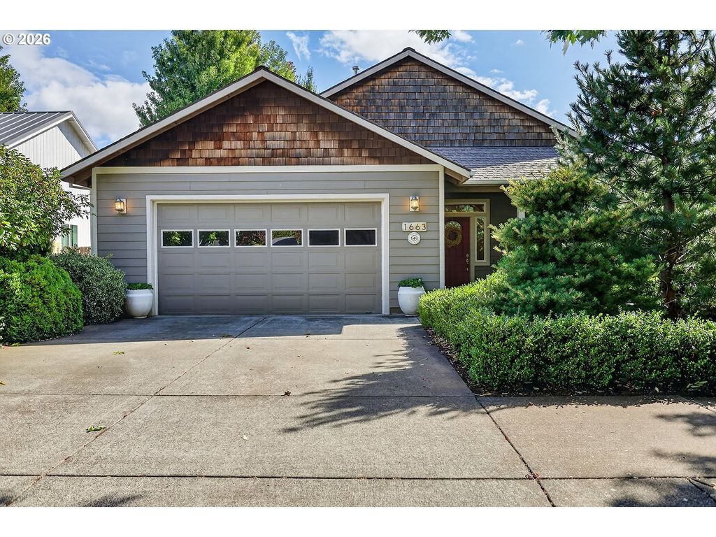 1663 5th St, Hood River
