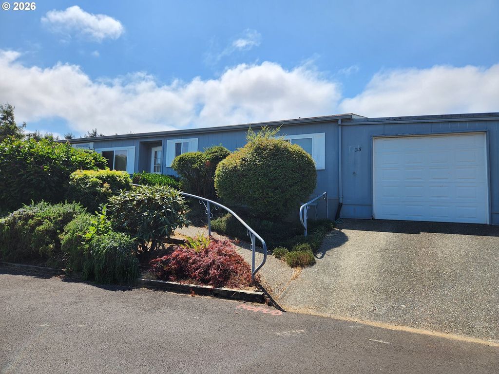 100 River Bend Rd 23, Reedsport
