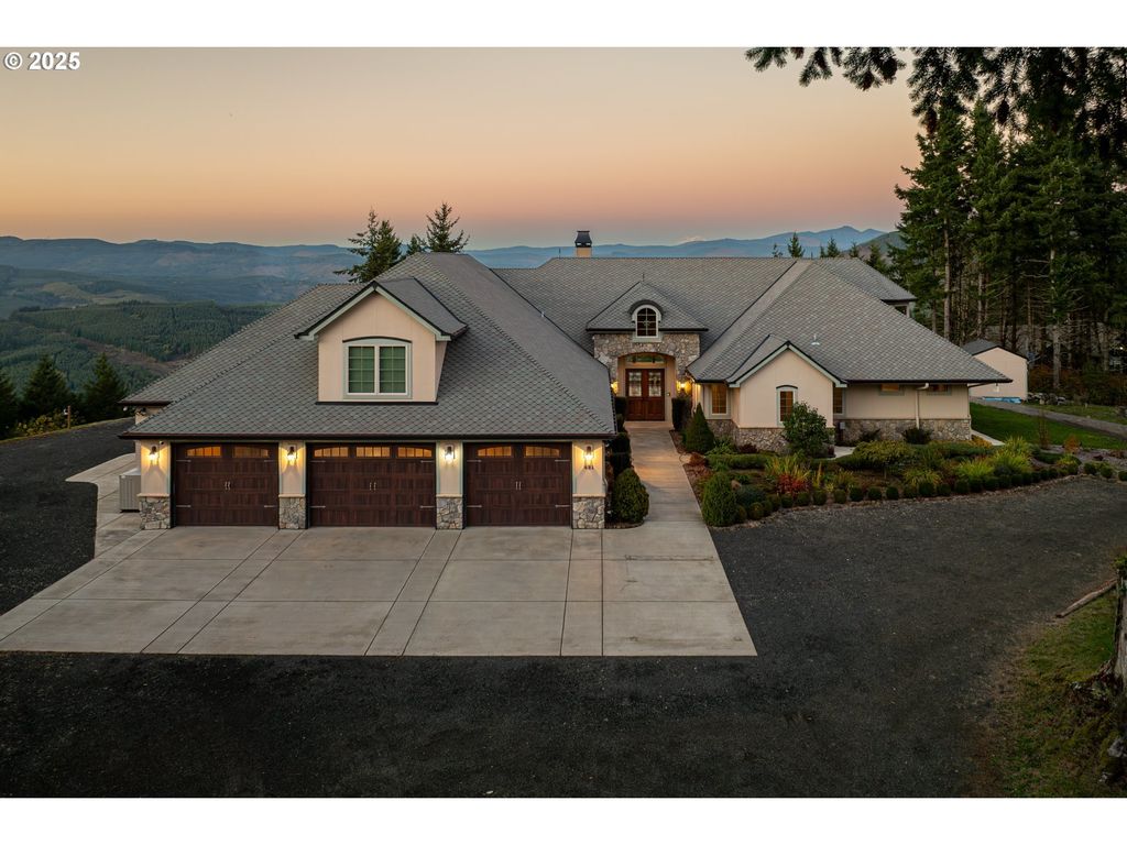 421 Woodland Heights Rd, Woodland
