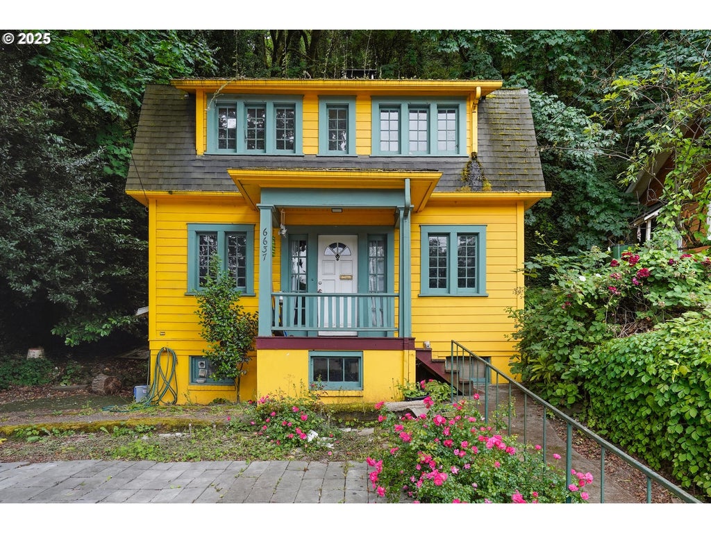 6637 Nw Saint Helens Rd, Portland