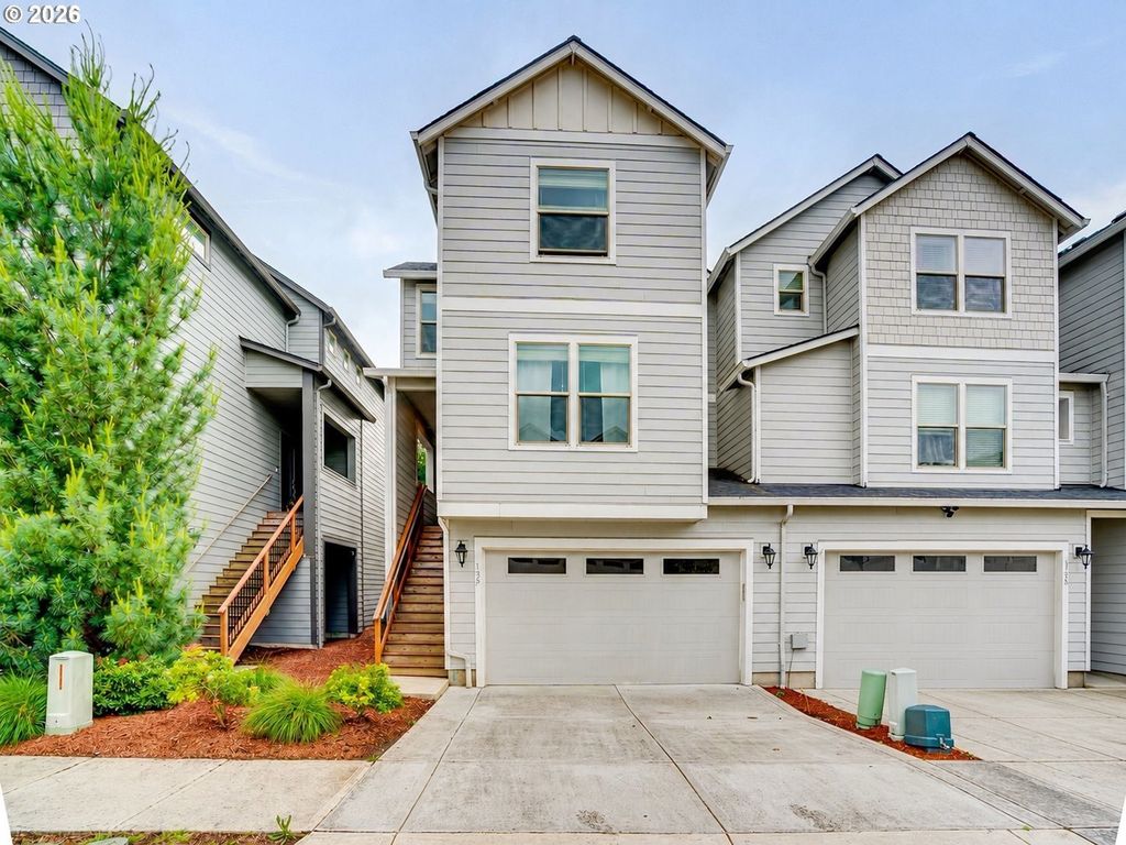 135 Loganberry Ct, Woodland