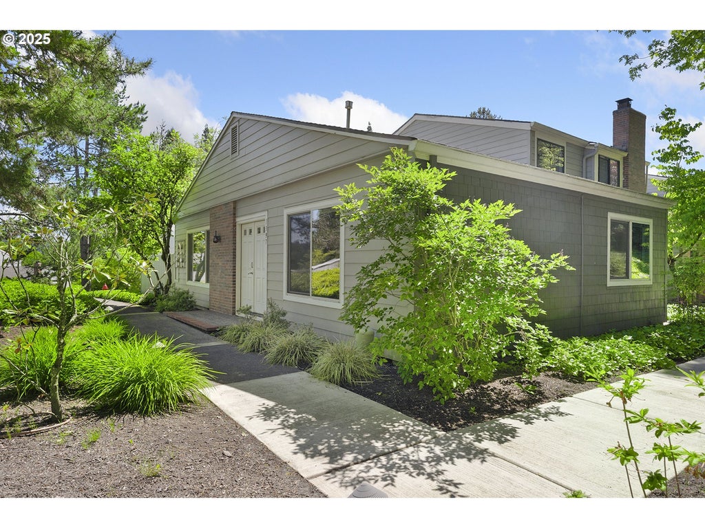 1397 Bonniebrae Dr, Lake Oswego