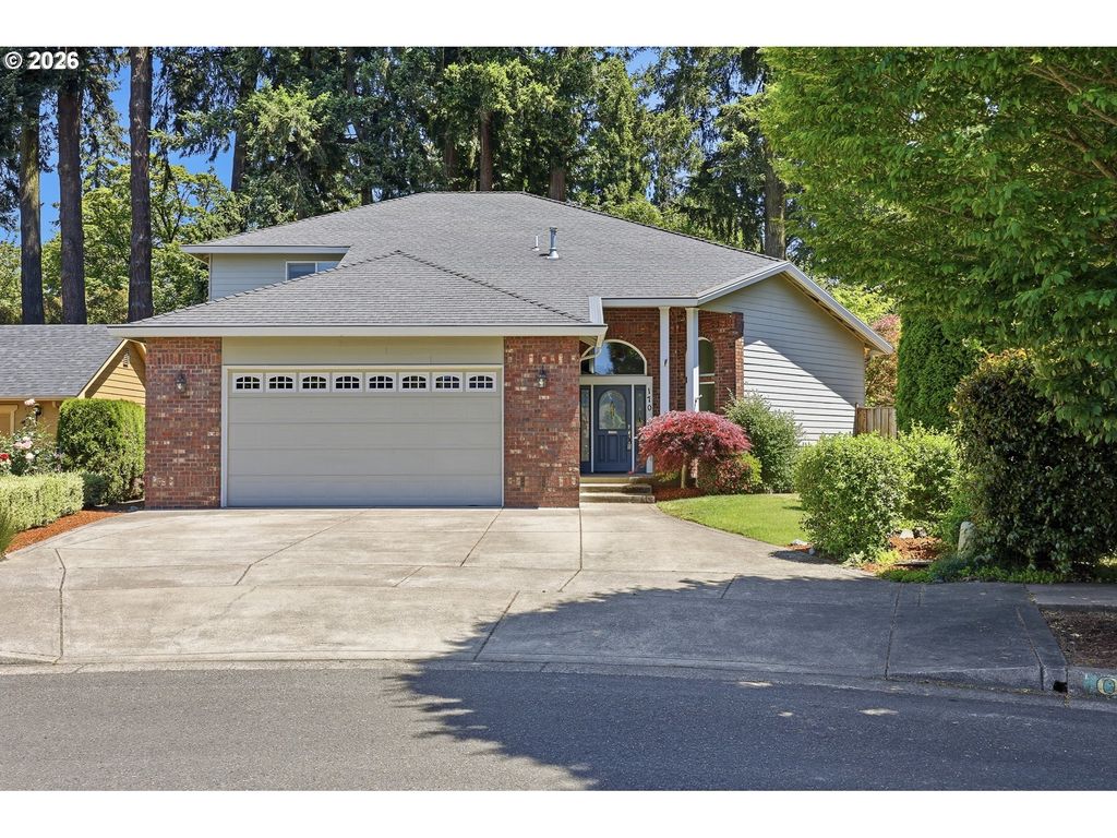 170 Daniel Dr, Eugene