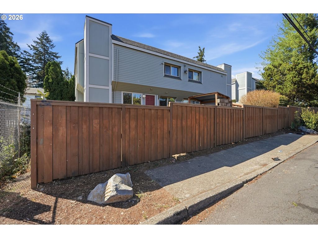 2543 Se 119th Ave 10, Portland