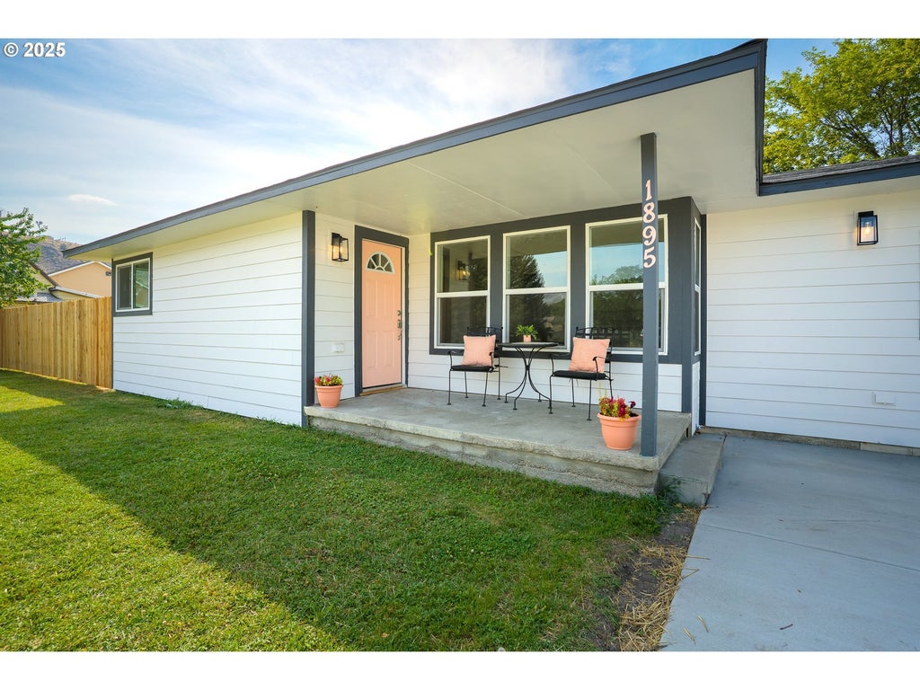 1895 Balm St, Baker City