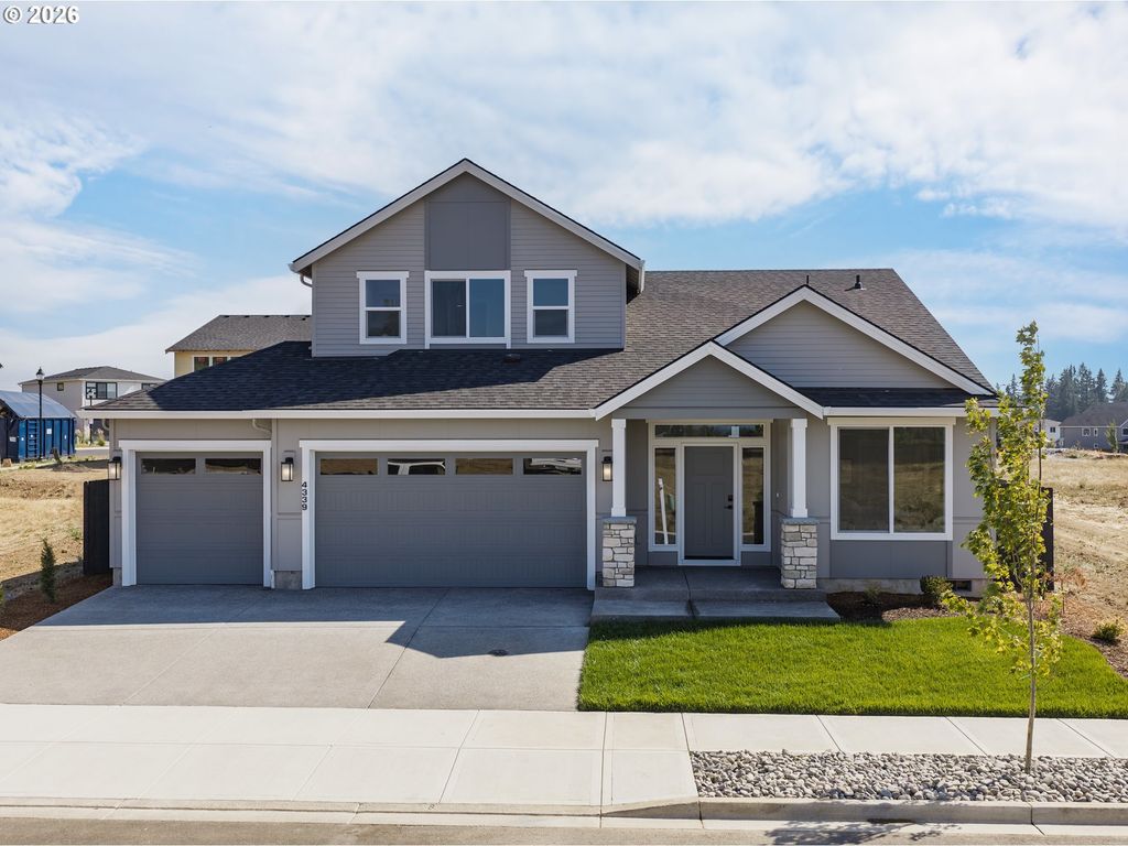 4339 N 15th Way, Ridgefield