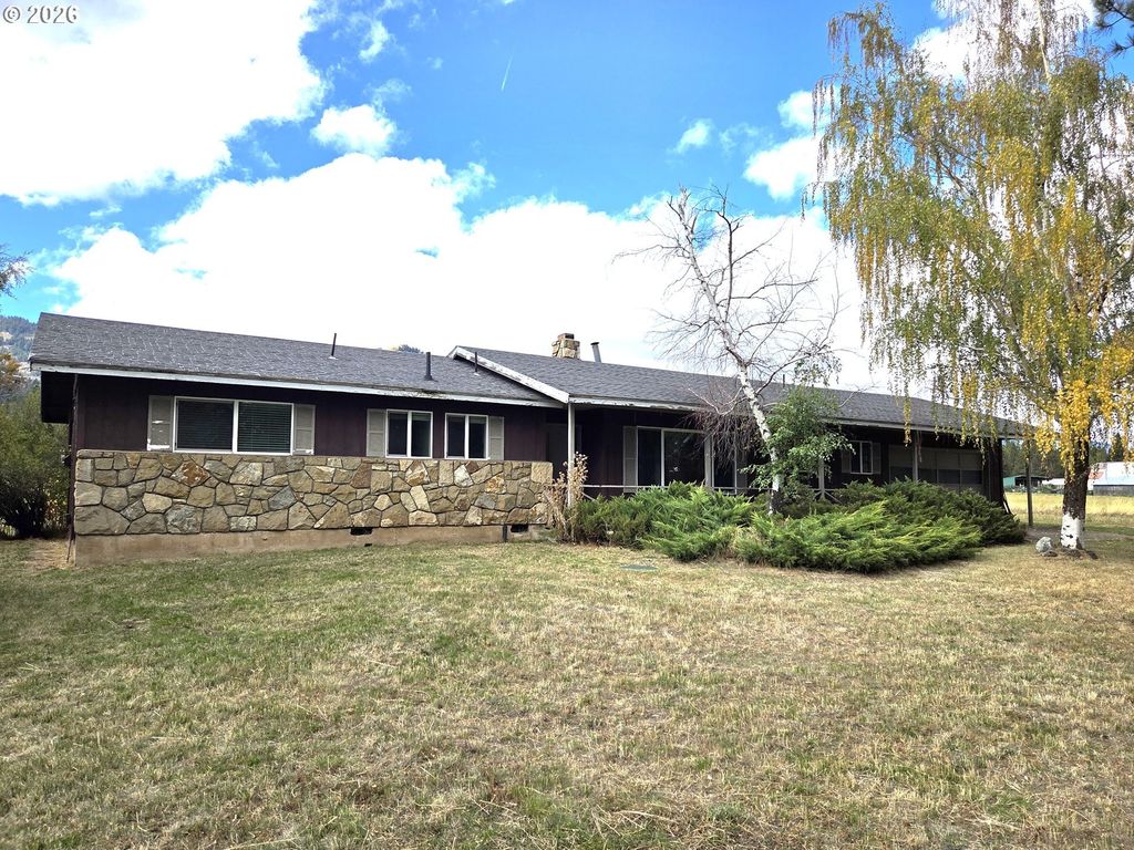 66916 Hunter Rd, Summerville