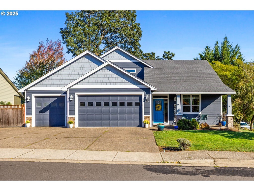 610 Nw Hillcrest Dr, Dallas