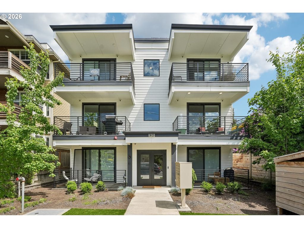 3920 N Montana Ave 202, Portland