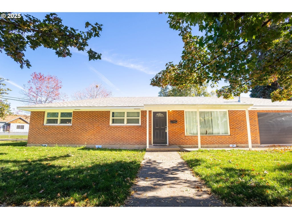 1009 13th St, La Grande