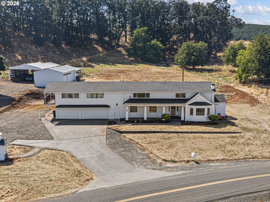 11523 Summit Loop, Turner