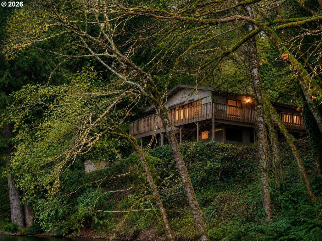 763 N Tenmile, Lakeside