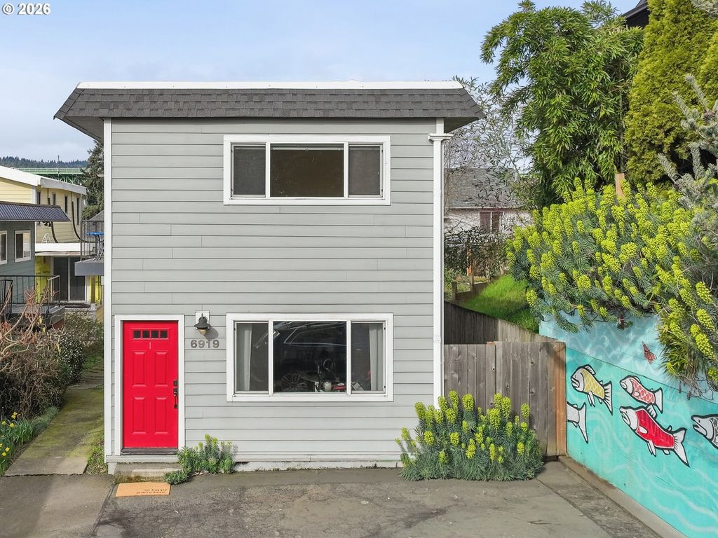 6919 N Leavitt Ave B1, Portland