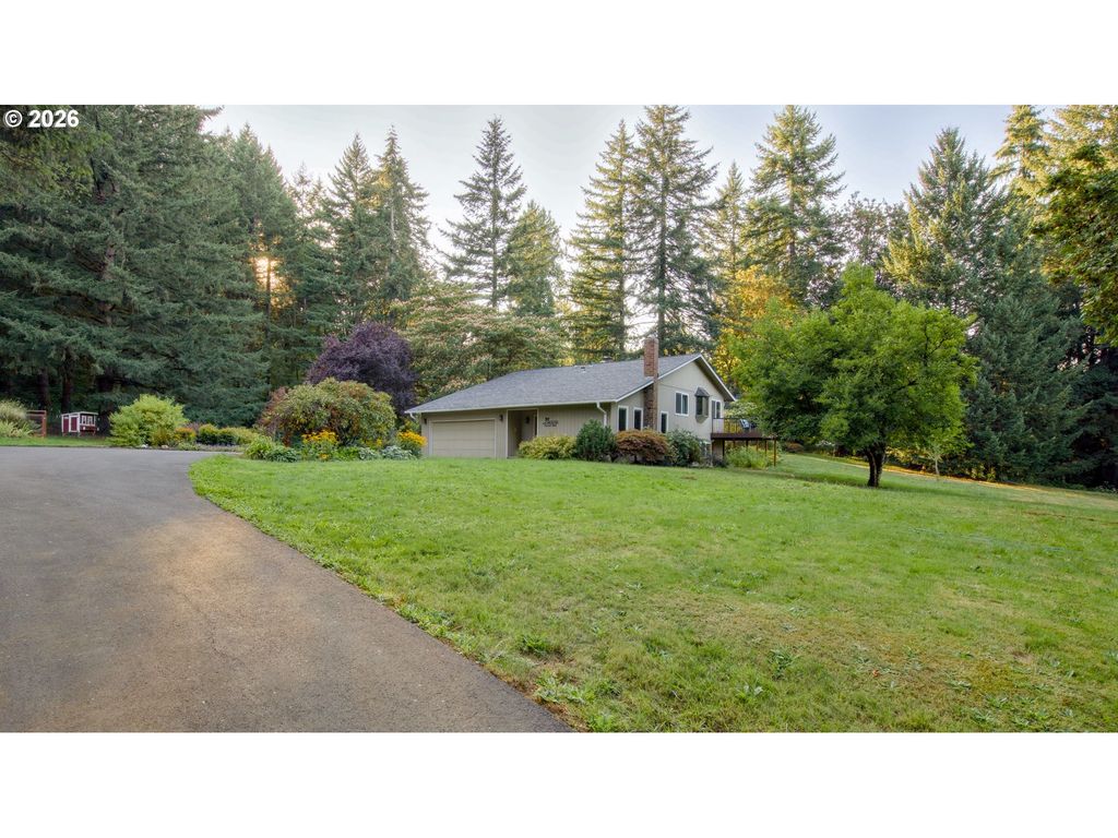 23755 Ne Casavant Dr, Hillsboro