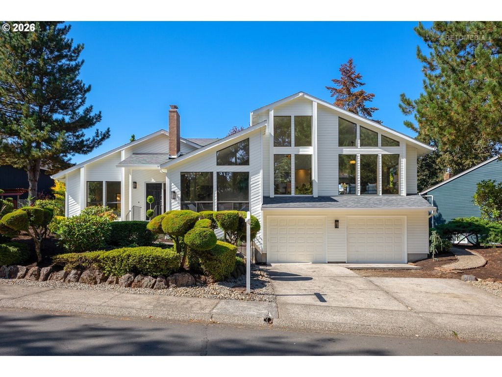 2949 Hunter Way, West Linn