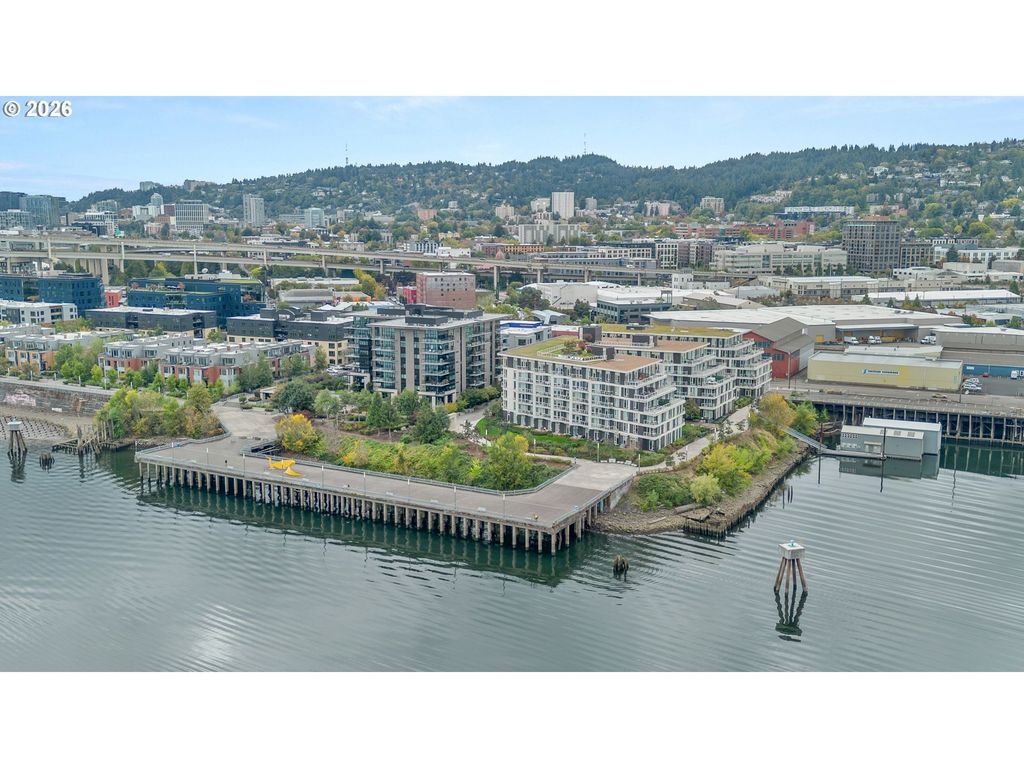 1830 Nw Riverscape St 801, Portland
