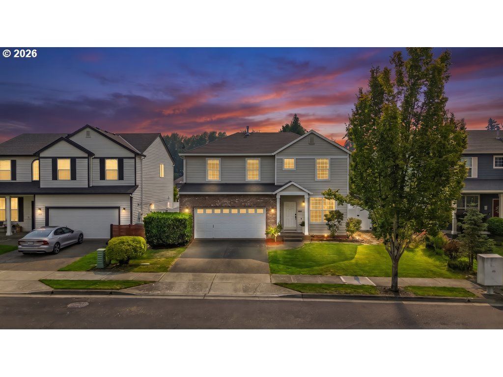 2550 Edgewater Dr, Woodburn
