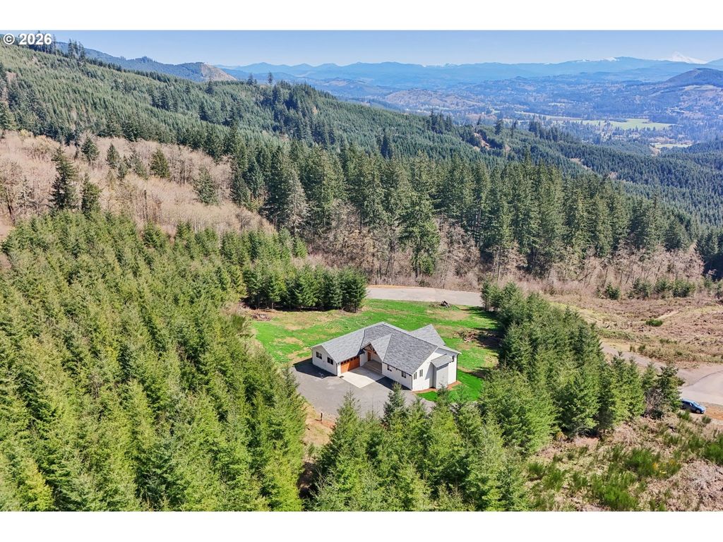 209 High Bank Ln, Woodland
