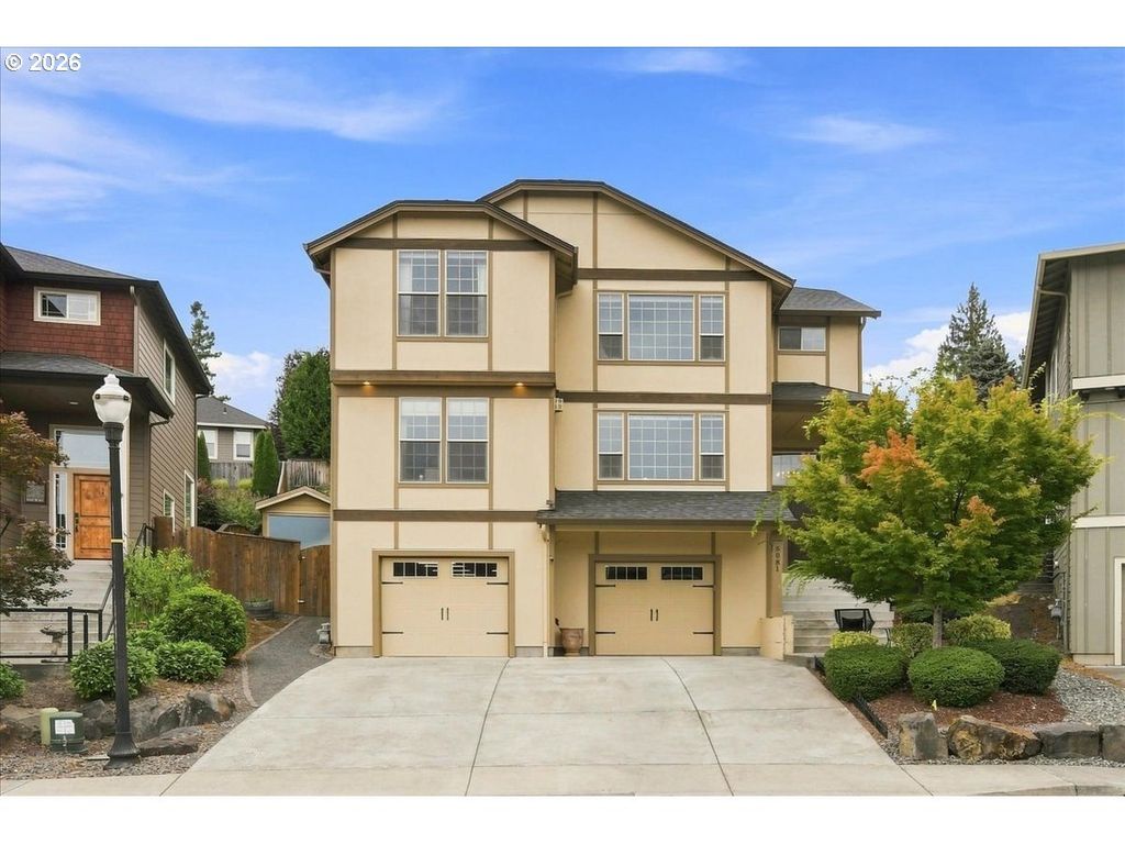 5081 G St, Washougal