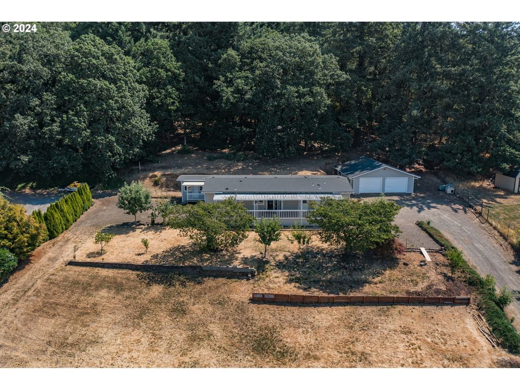 38611 Century Dr, Albany
