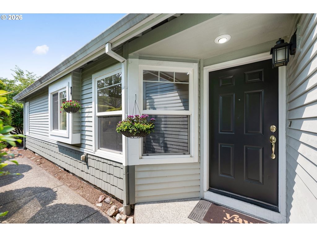 9837 Nw Silver Ridge Loop Nw, Portland