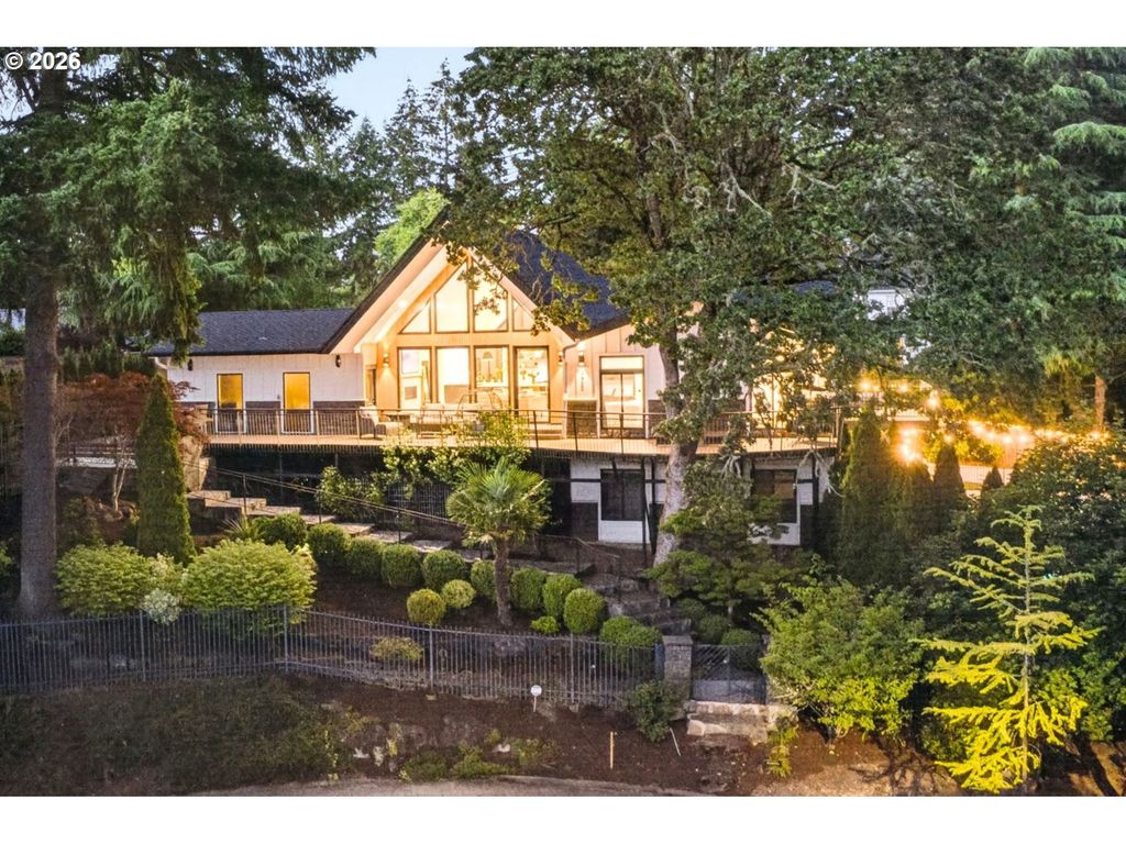 17780 Overlook Cir, Lake Oswego