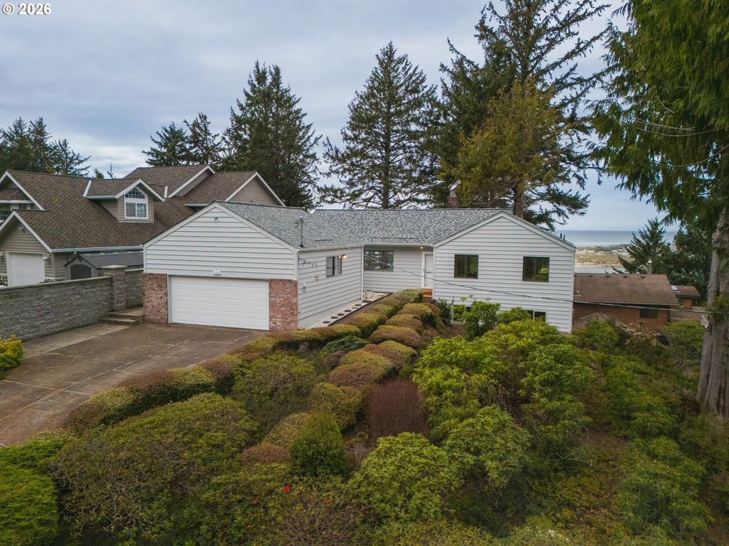 1080 Sw Norwood Dr, Waldport