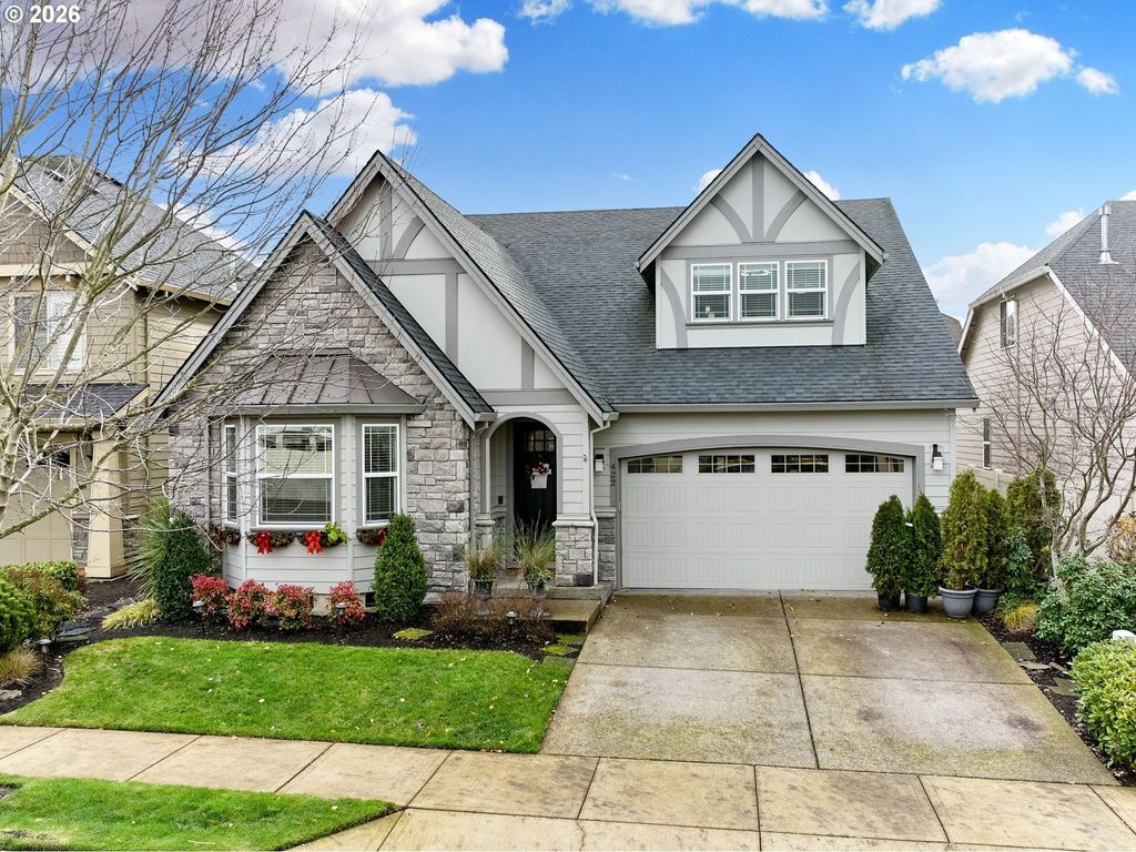 422 Turnberry Ave, Woodburn