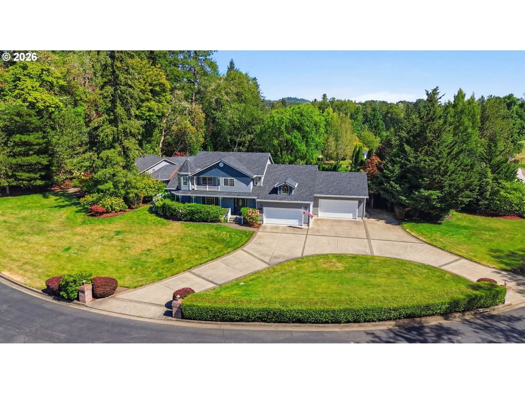 161 River Club Dr, Roseburg