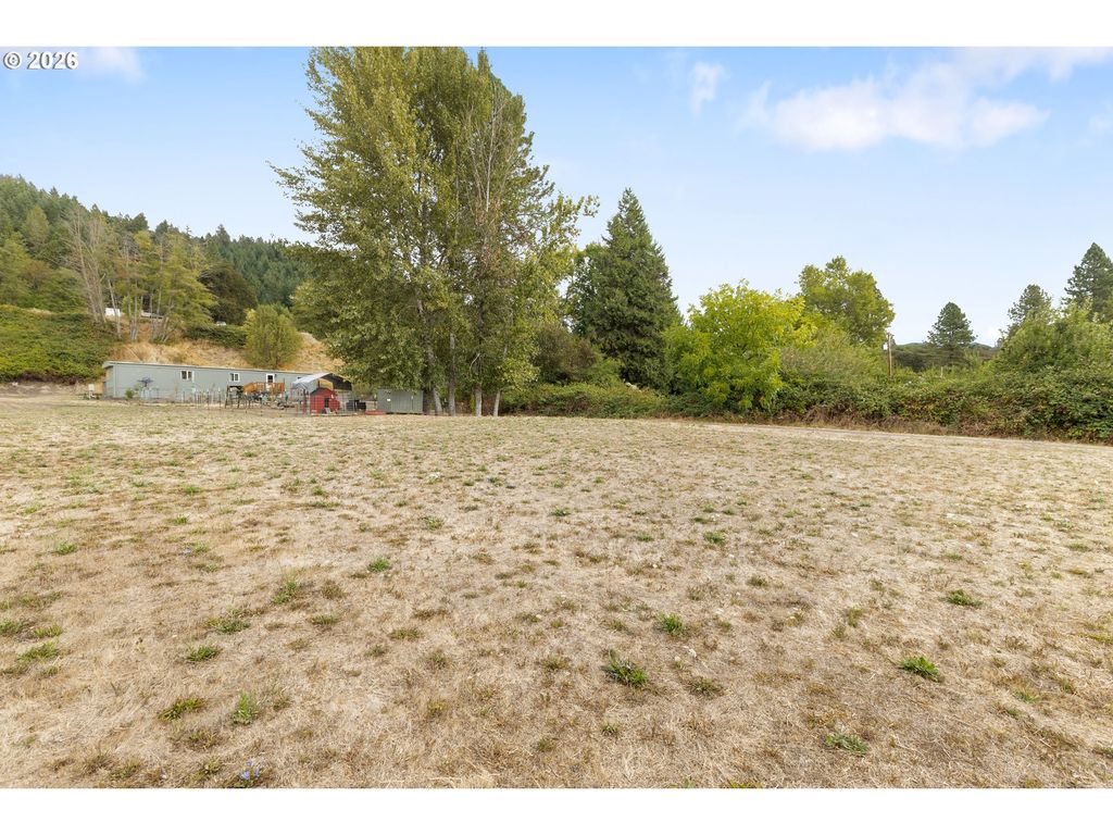 22210 Tiller Trail Hwy, Days Creek