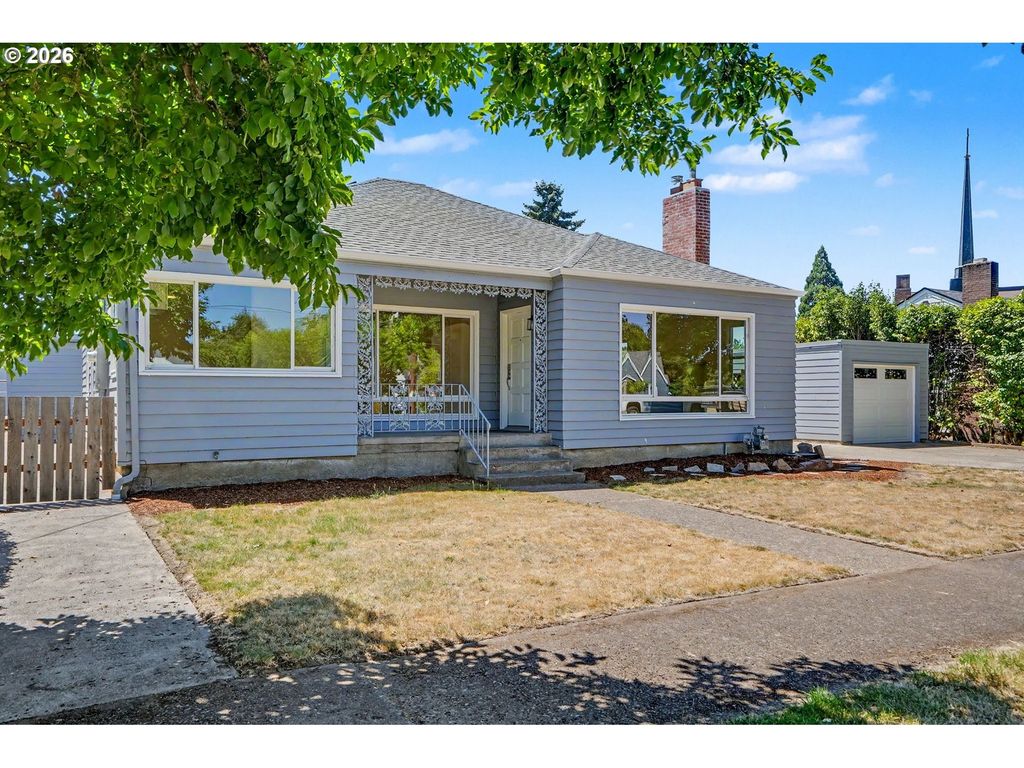 1090 Donna Ave, Salem