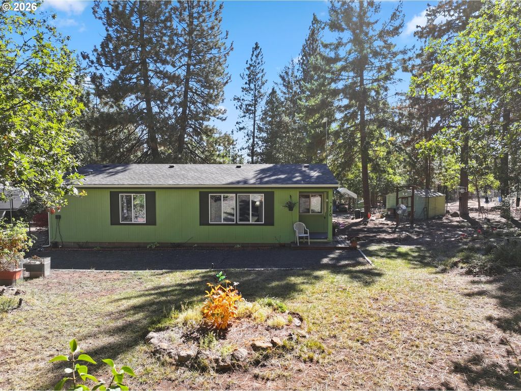 110 Goldenpine, Goldendale