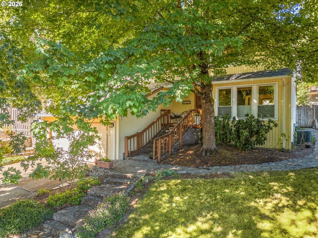 19505 Hidden Springs Rd, West Linn