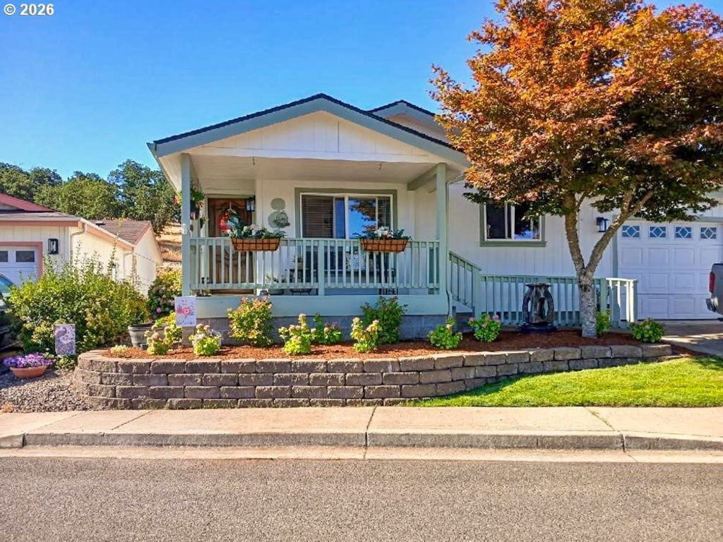145 Littlebrook Ln, Roseburg