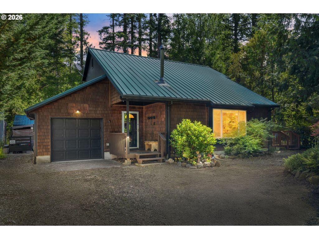 64785 E Sandy River Ln, Rhododendron
