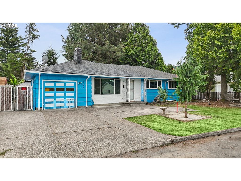 2236 Se 185th Ave, Portland