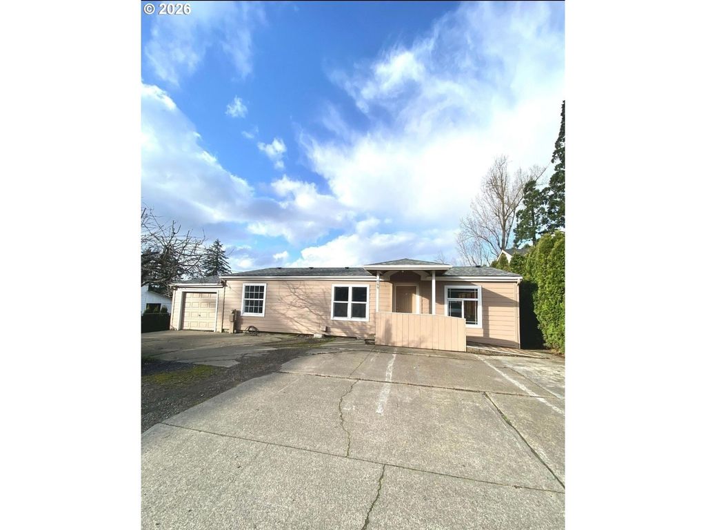 799 Hardcastle Ave, Woodburn