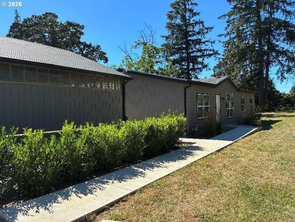 28080 Se Highway 224, Eagle Creek