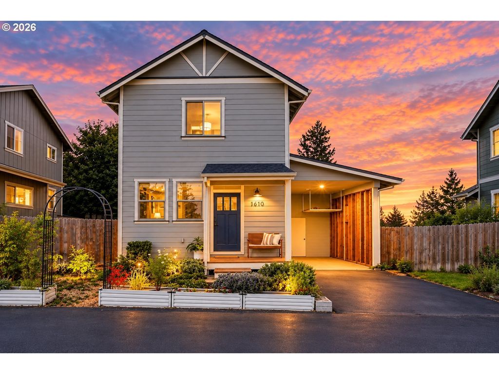 1610 Stella Ln, Hood River