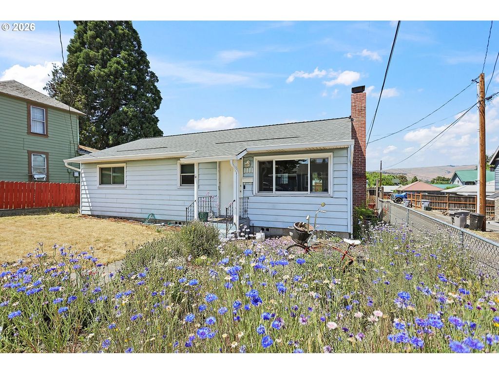 1111 Mount Hood St, The Dalles