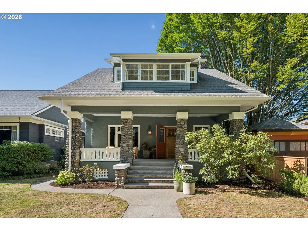 2017 Se Elliott Ave, Portland