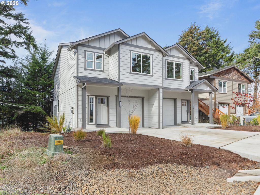 1455 Se Marine Ave, Lincoln City