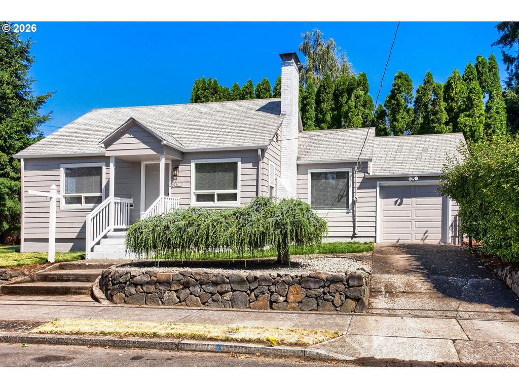 8807 Ne Sacramento St, Portland