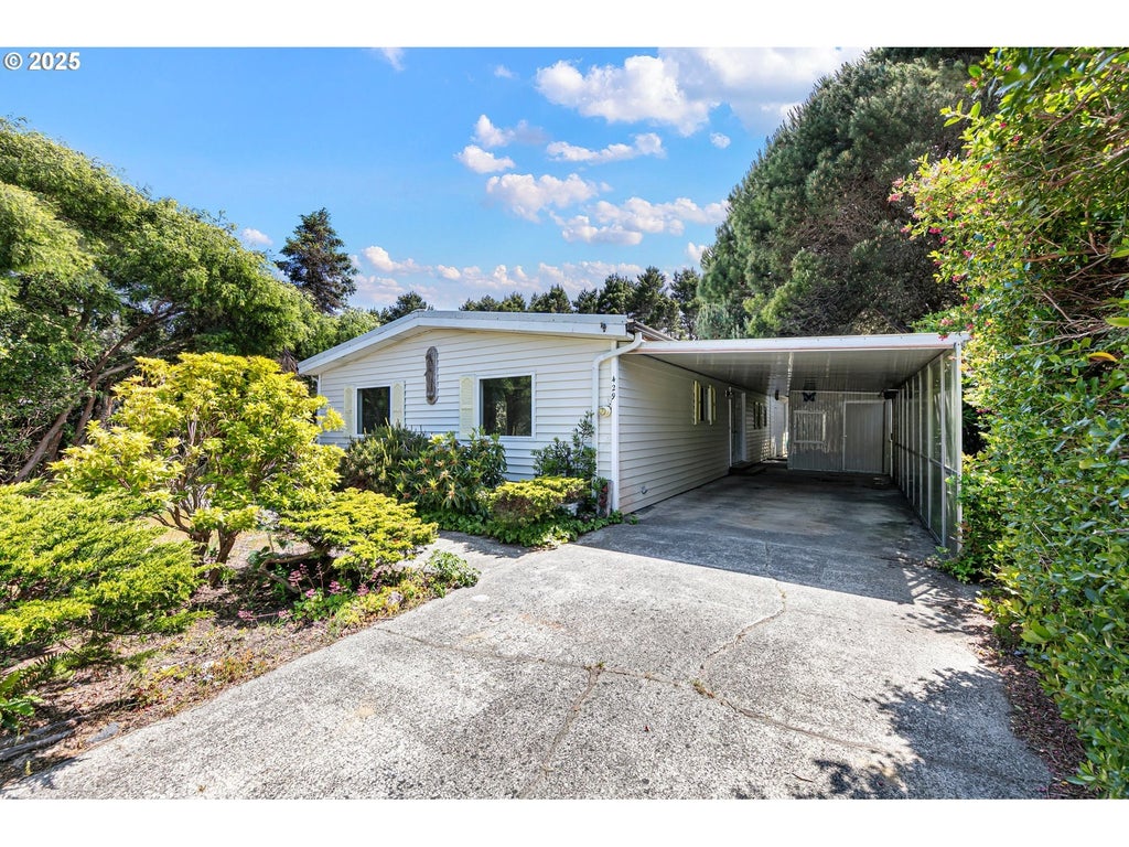 1600 Rhododendron Dr 429, Florence