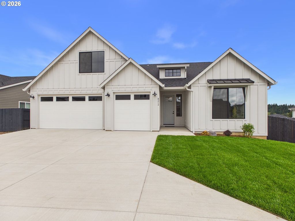 4212 N Luna Ln, Ridgefield