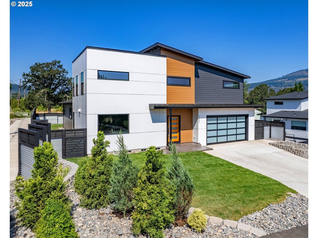 3854 May St, Hood River