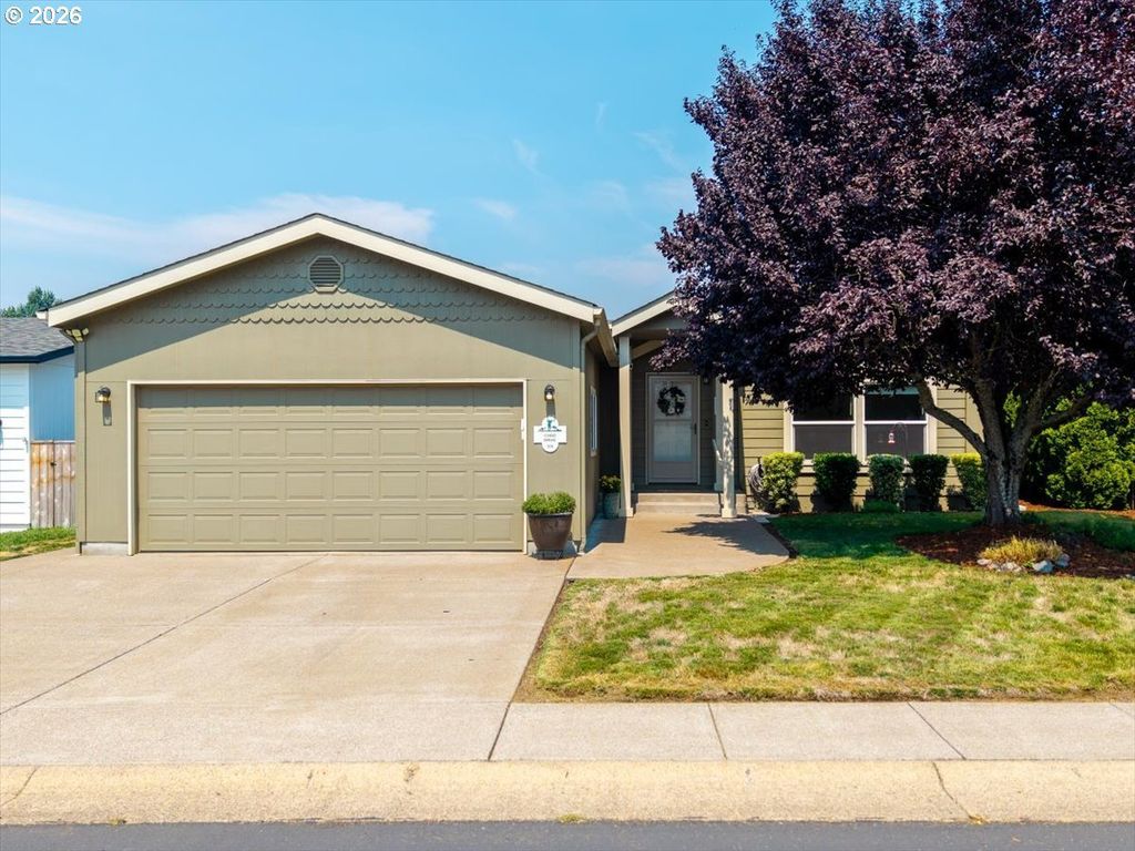 128 Chad Dr, Cottage Grove