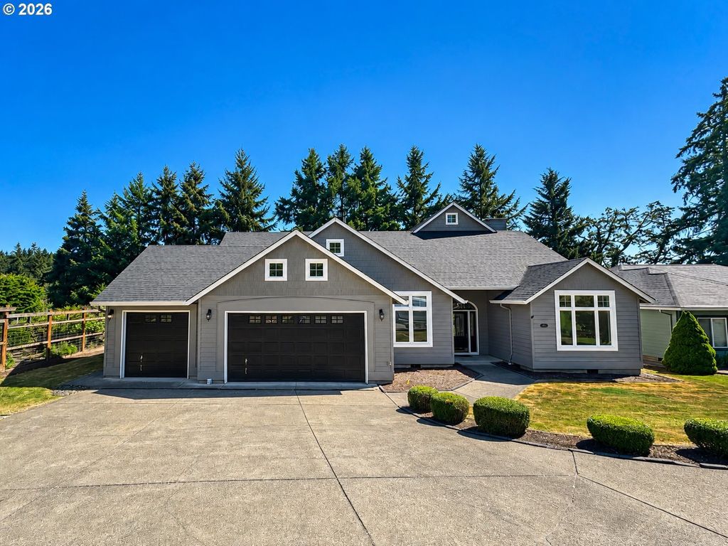 580 Holly Ave, Cottage Grove