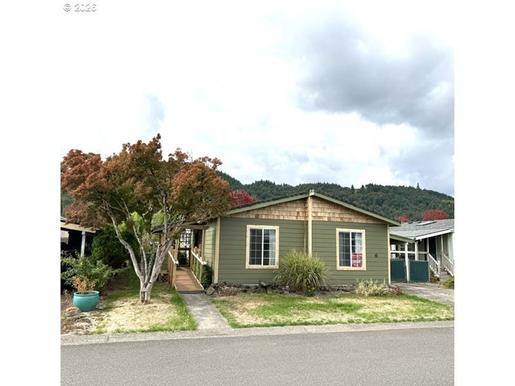375 Metlako Way #6, Columbia City