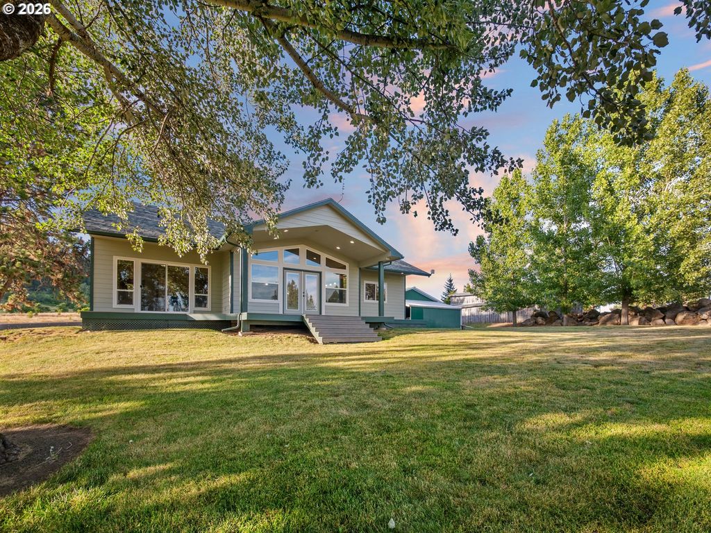 72817 Palmer Junction Rd, Elgin